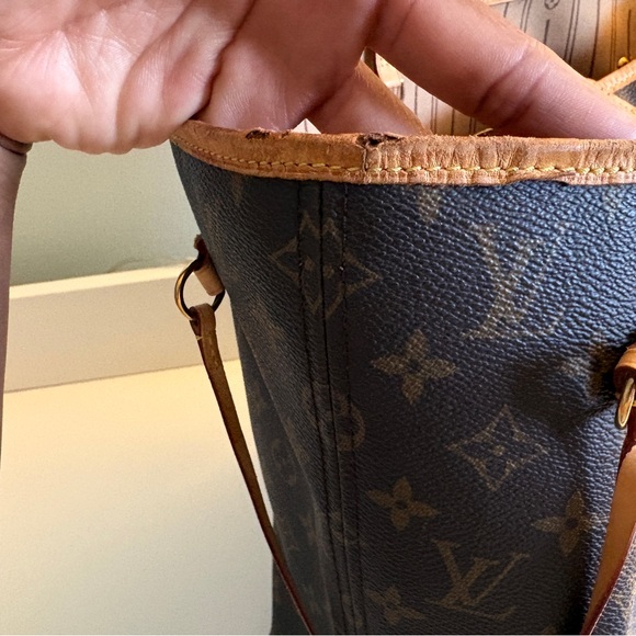 Louis Vuitton MM Neverfull - Picture 6 of 9